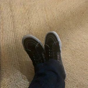 Meet your Posher, Christian